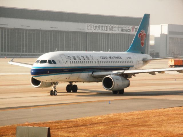 B-6018 — - China Southern waiting for departure 25Nov2010