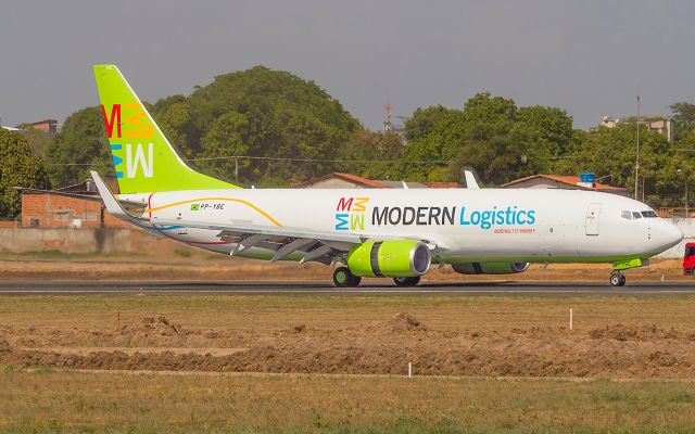 Boeing 737-800 (PP-YBE) - PP-YBEbr /Modern Logisticsbr /Boeing 737-8AS(BCF)(WL) São Luís - SLZ / Teresina THE