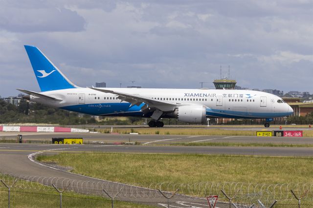 Boeing 787-8 (B-2760) - Xiamen Airlines Boeing (B-2760) 787-8 Dreamliner arriving at Sydney Airport