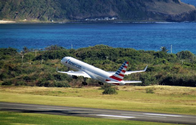 Boeing 757-200 (N192AN)