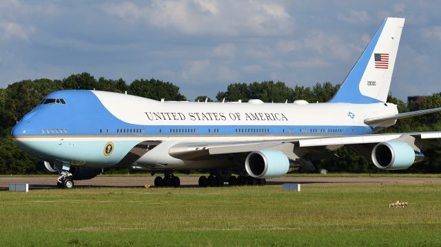 Boeing 747-200 (92-9000) - President Trump leaving Hamburg after G20 Summit on 2017-07-08