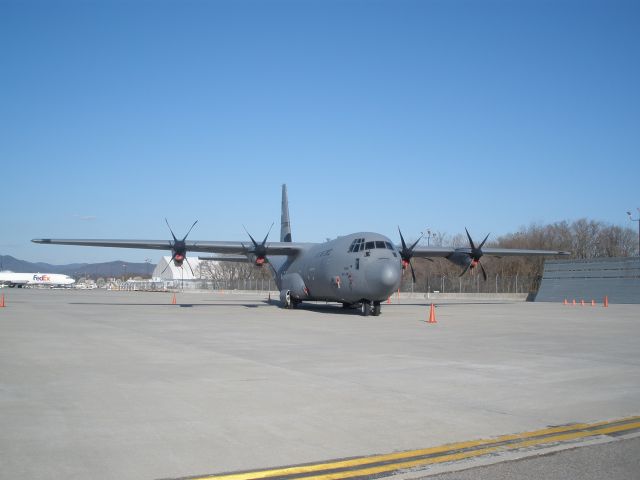 Lockheed C-130 Hercules (N53146) - U.S.Airforce