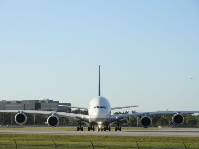 Airbus A380-800 (D-AIMG)