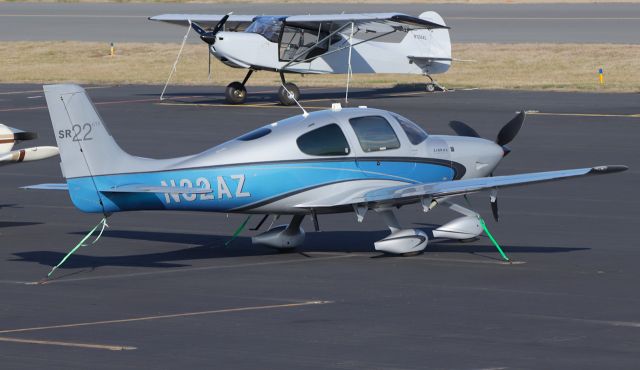 Cirrus SR-22 (N32AZ)