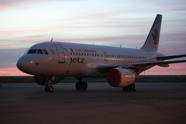 Airbus A319 (C-GKOB)
