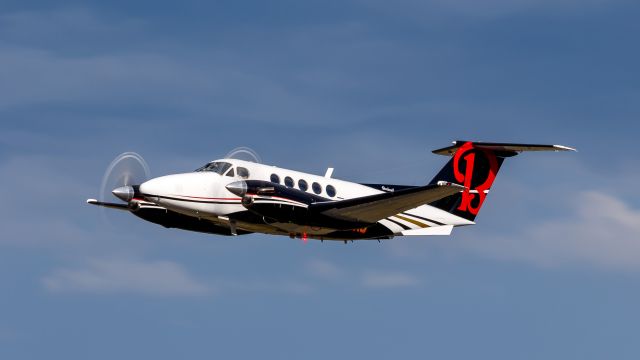 Beechcraft Super King Air 200 (VH-FAQ)