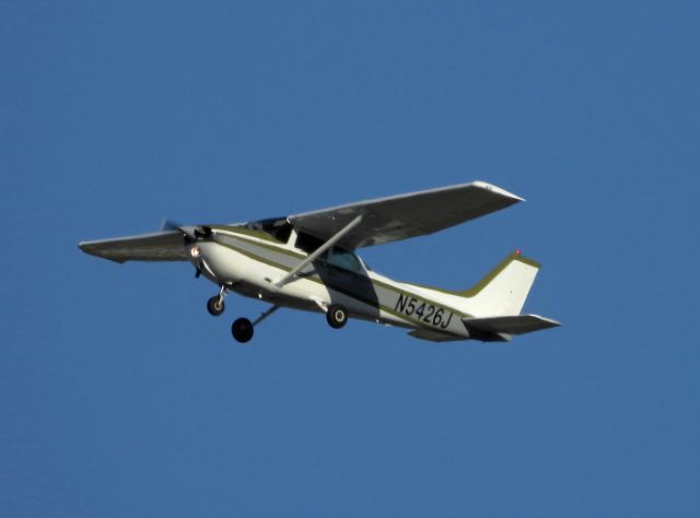 Cessna Skyhawk (N5426J)