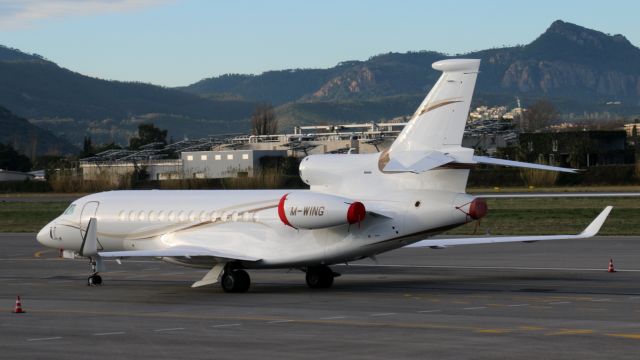 Dassault Falcon 2000 (M-WING)