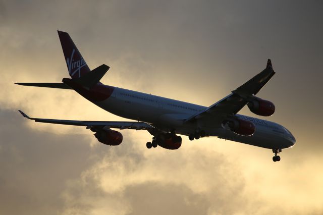 Airbus A340-600 (G-VRED)