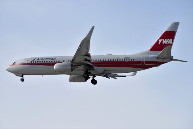 Boeing 737-800 (N915NN) - TWA heritage jet. 23-R 