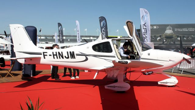 Cirrus SR-22 (F-HNJM) - Cirrus SR22