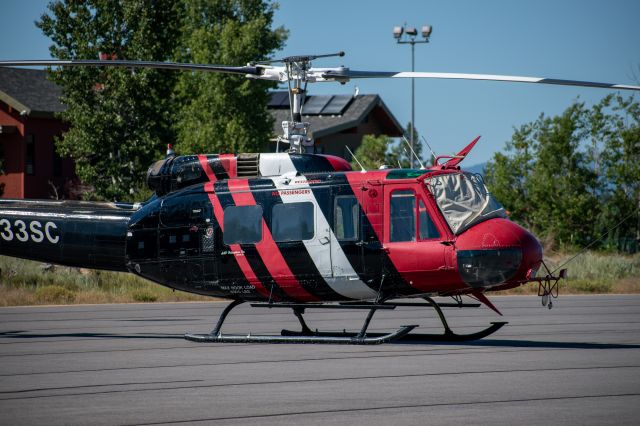 Bell UH-1V Iroquois (N633SC) - See full image