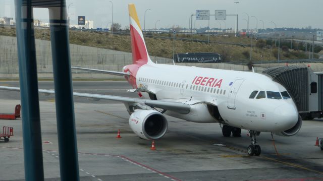 Airbus A319 (EJXV) - Heading out to Bilbao