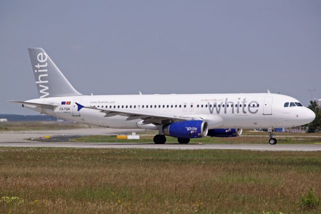 Airbus A320 (CS-TQK)