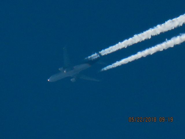 BOEING 767-300 (N316UP)