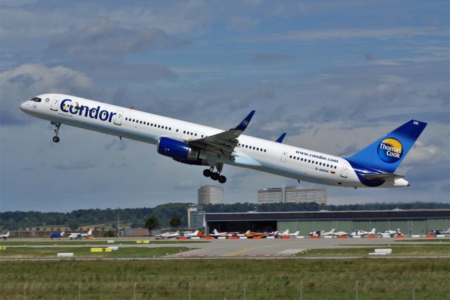 BOEING 757-300 (D-ABOK) - Boeing 757-330, Condor, EDDS Airport Stuttgart-Echterdingen, Germany, 26.August 2010