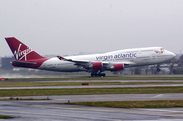 Boeing 747-400 (G-VROS)