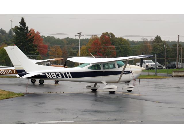 Cessna Skyhawk (N93TH) - The Skylane is a great personal travel aircraft.