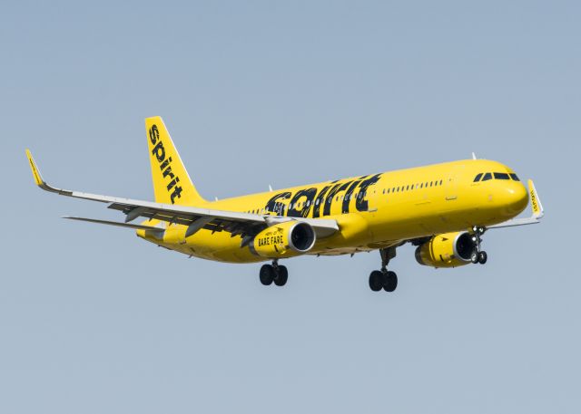 Airbus A321 —