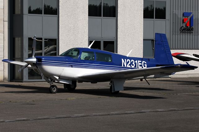 Mooney M-20 Turbo (N231EG)