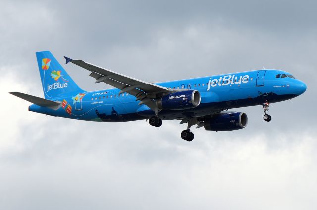 Airbus A320 (N779JB) - 'Bluericua' arriving from Ft. Lauderdale