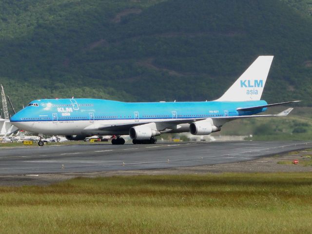 Boeing 747-400 (PH-BFY)