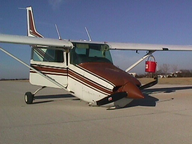 Cessna Skyhawk (N9844B)