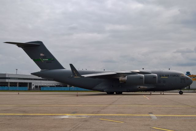 Boeing Globemaster III (08-8192)