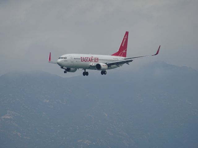 Boeing 737-800 (HL8269)