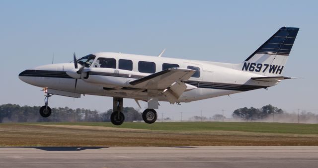 Piper Navajo (N697WH) - A Piper PA-31-350 Navajo Chieftain arriving Runway 36 Pryor Regional Airport, Decatur, AL - January 21, 2020.