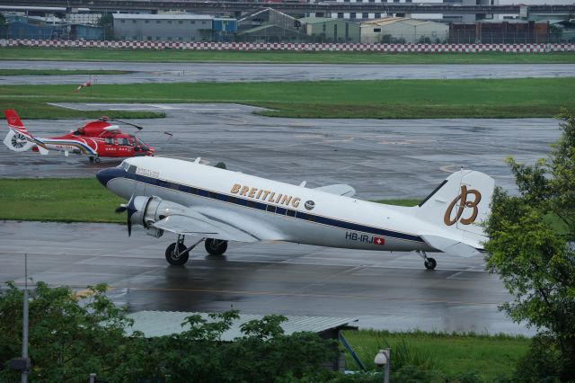 Douglas DC-3 (HB-IRJ)