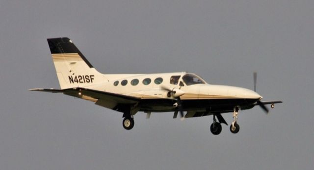 Cessna 421 (N421SF)