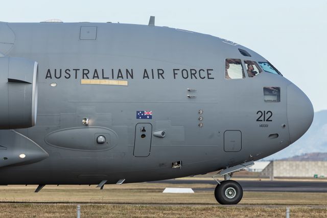 — — - The front nose section of the C-17 may appear familiar. That is because it is the same nose section, first designed and manufactured by the OEM (Original Equipment Manufacturer) McDonnell Douglas, for the DC10 and MD11. The only difference is the added eyebrow windows above and the observation window at floor level on the flight deck.br /br /Boeing used this same approach. The nose section, which I believe is called Section 41, used the existing nose section from the B767 on Boeing's next model the B777, saving both time and money in the development process.