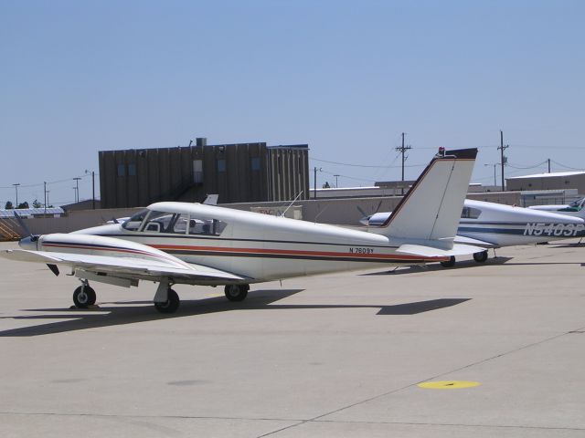 Piper PA-30 Twin Comanche (N7609Y)