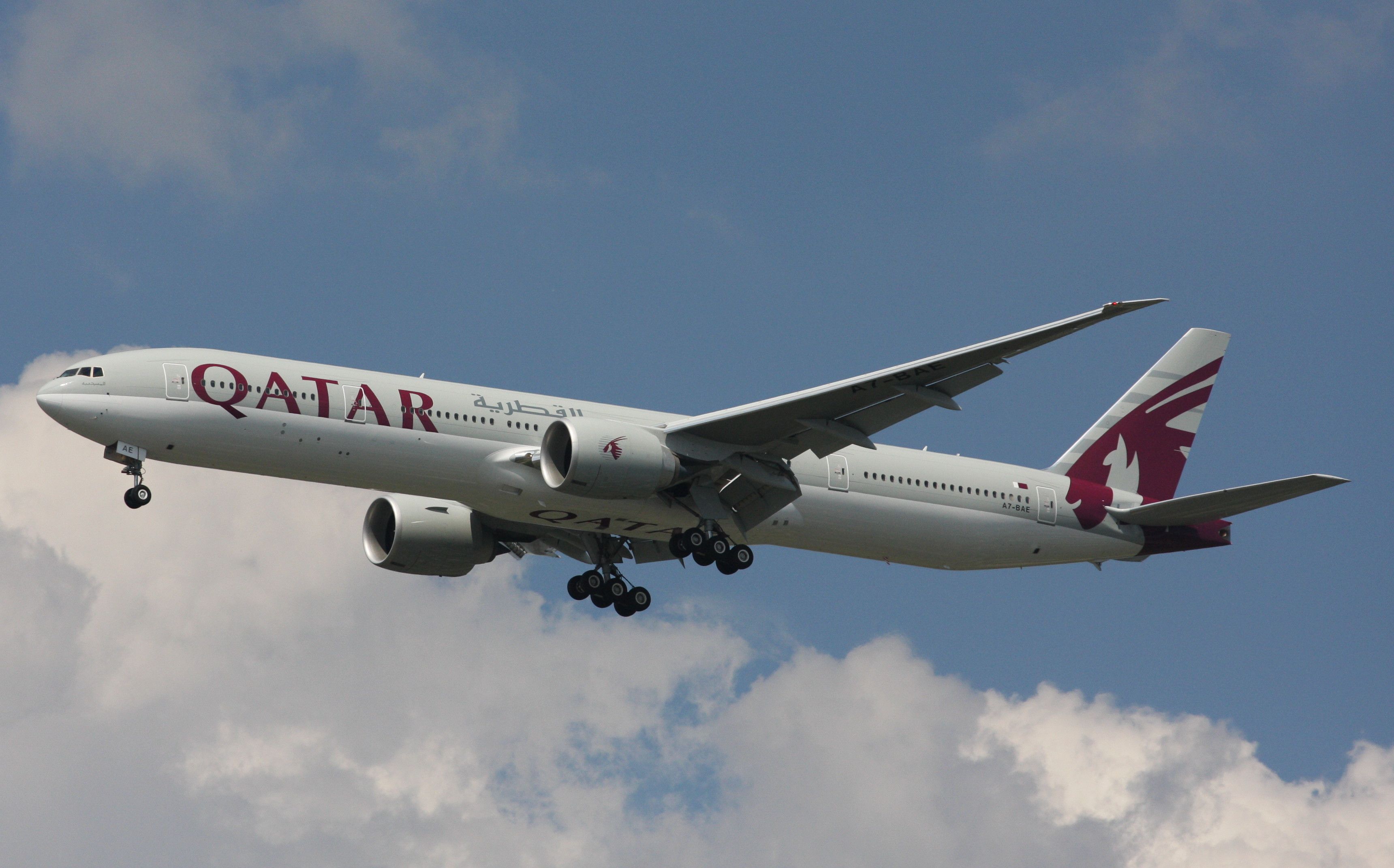 BOEING 777-300ER (A7-BAE)