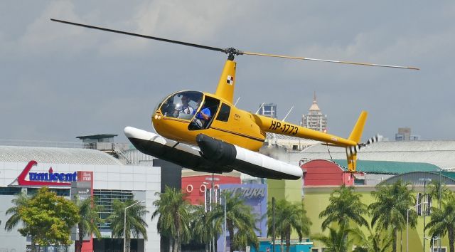 Robinson R-44 (HPA1773)