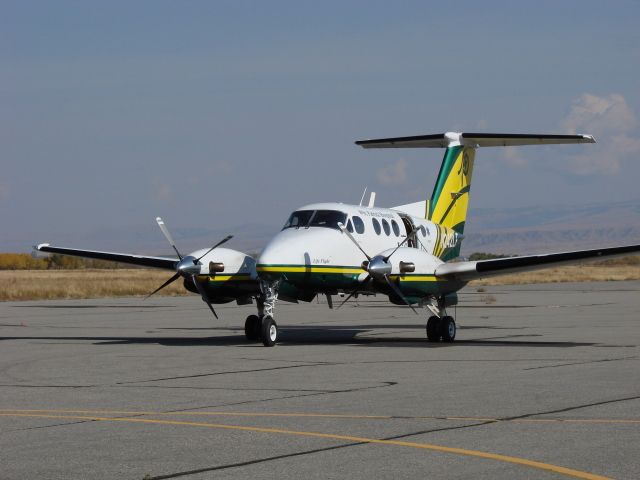 Beechcraft King Air F90 (N242LF)