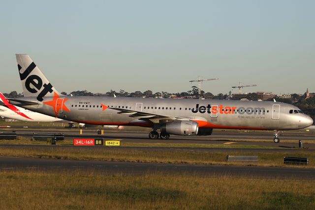 Airbus A321 (VH-VWT) - on 13 August 2019