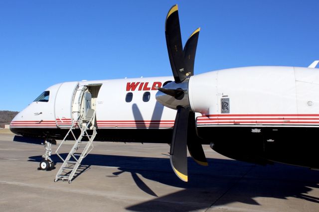 Saab 2000 (N813BB)