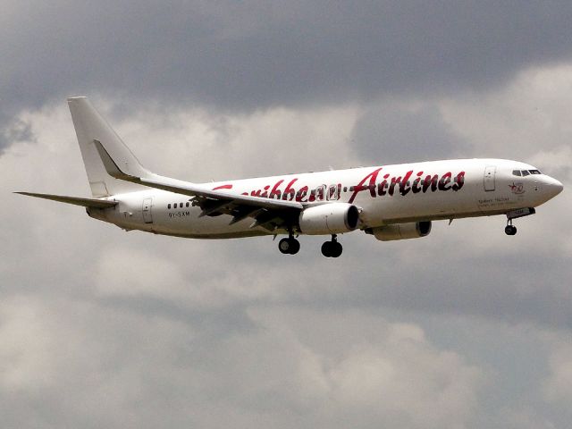 Boeing 737-800 (9Y-SXM)