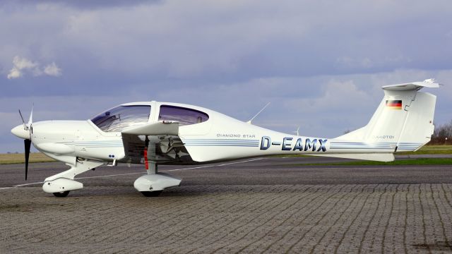 Diamond Star (D-EAMX) - Visitor