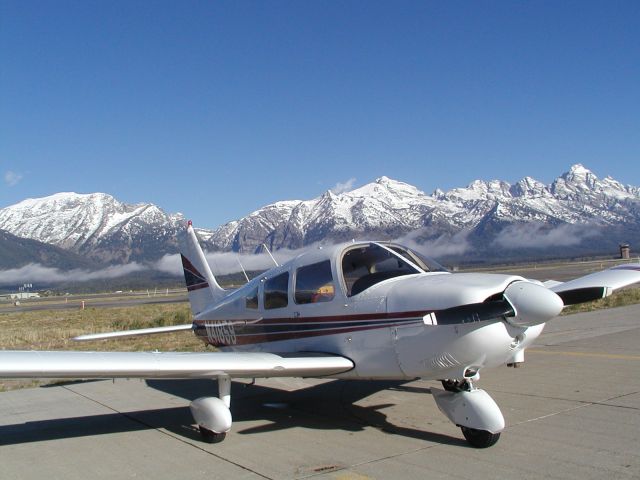 Piper Cherokee (N41859)