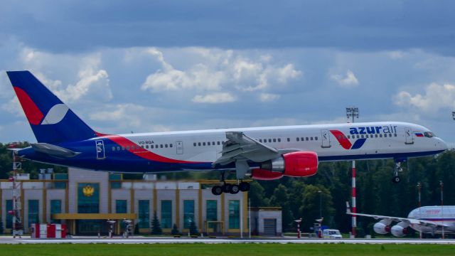 Boeing 757-200 (VQ-BQA)