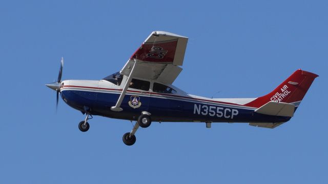 Cessna Skylane (N355CP) - Departing Runway 26