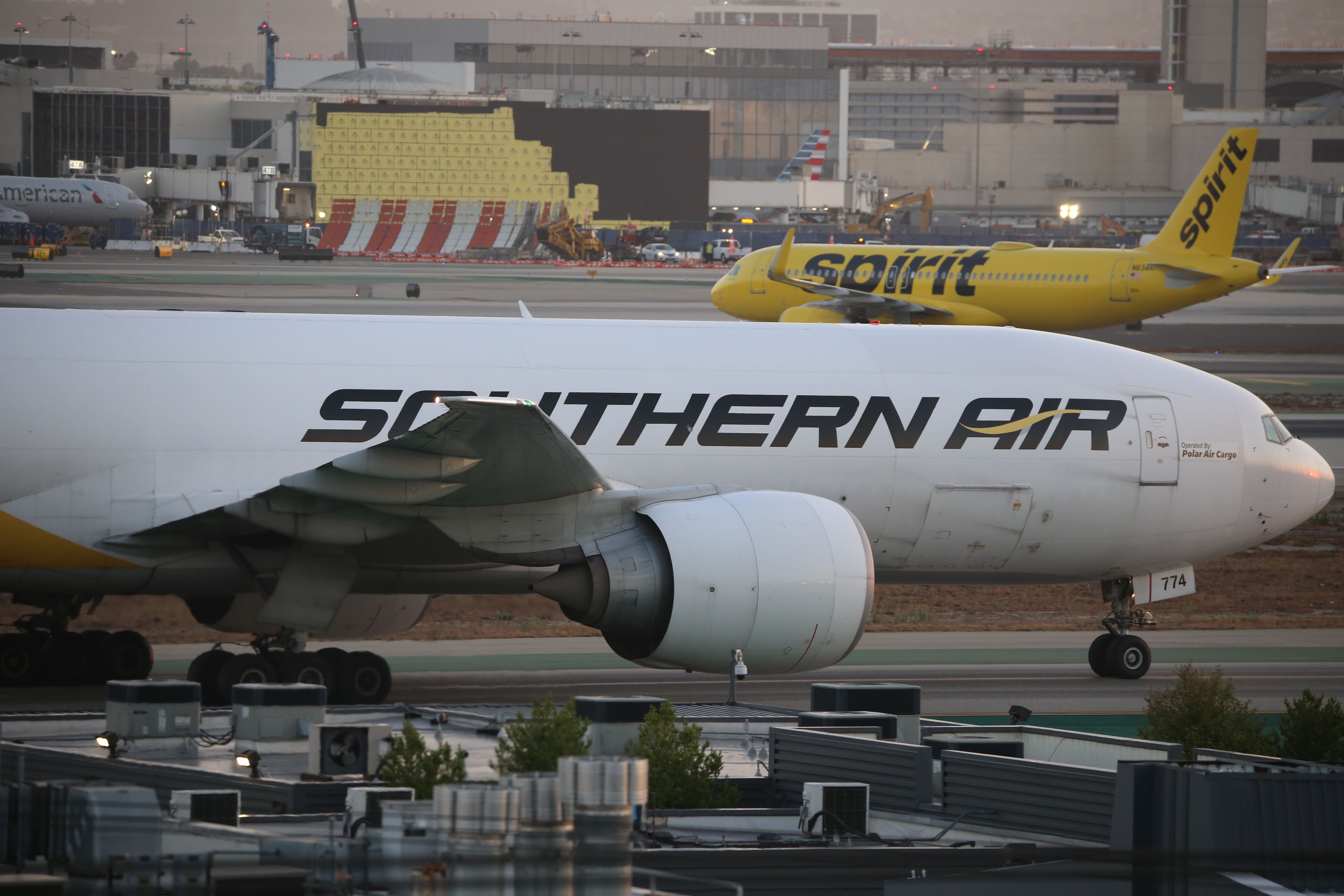 BOEING 777-200LR (N774SA)