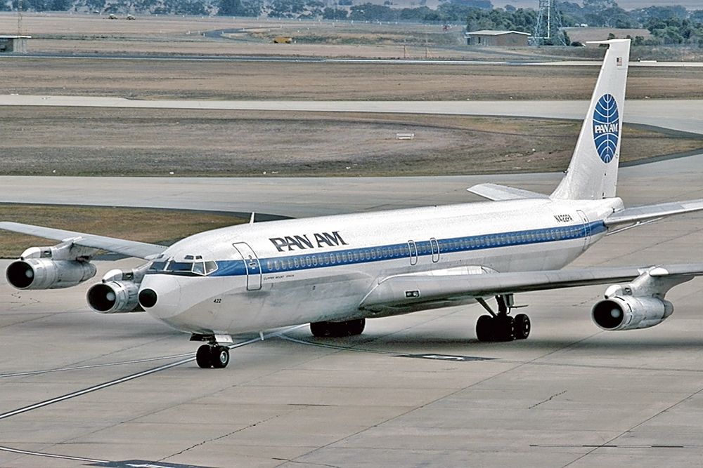 Piper PA-44 Seminole (N422PA) - PAN AM - BOEING 707-321B - REG : N422PA (CN 19275/590) - TULLAMARINE MELBOURNE VIC. AUSTRALIA. - YMML 11/4/1978 35MM SLIDE CONVERSION USING A LIGHTBOX AND A NIKON L810 DIGITAL CAMERA IN THE MACRO MODE.