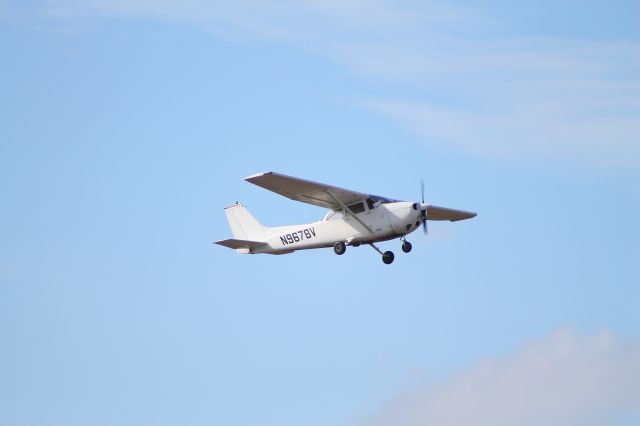 Cessna Skyhawk (N9678V)