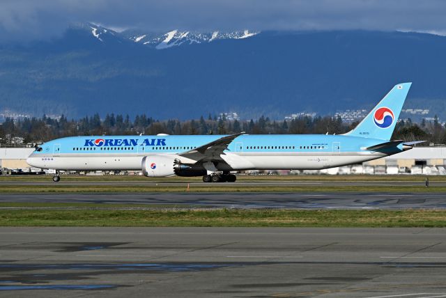 BOEING 787-10 Dreamliner (HL8515)