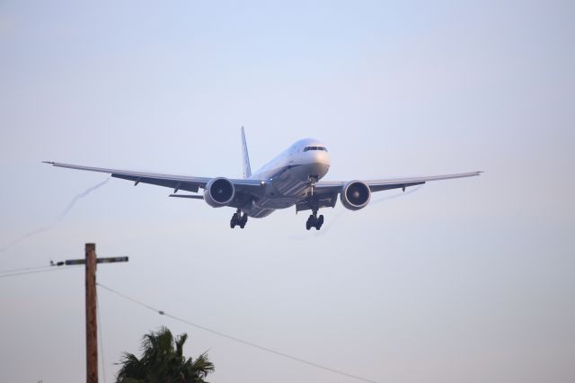 BOEING 777-300ER (JA793A)