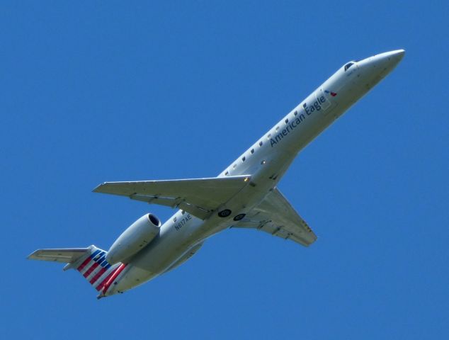 Embraer ERJ-145 (N617AE) - This American Embraer just took off, summer 2018.